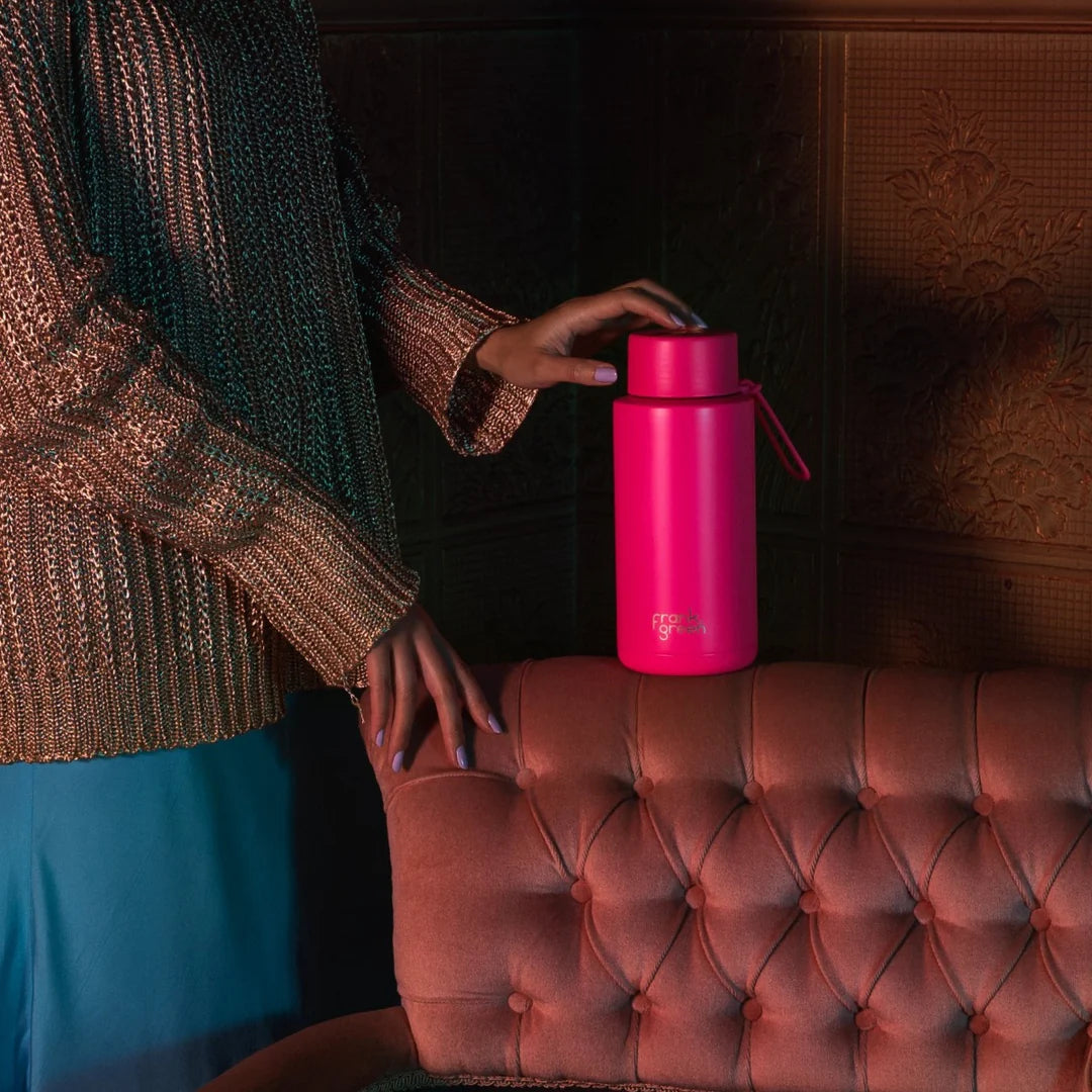Frank Green 34oz / 1000ml Ceramic Straw Lid Bottle - Neon Pink