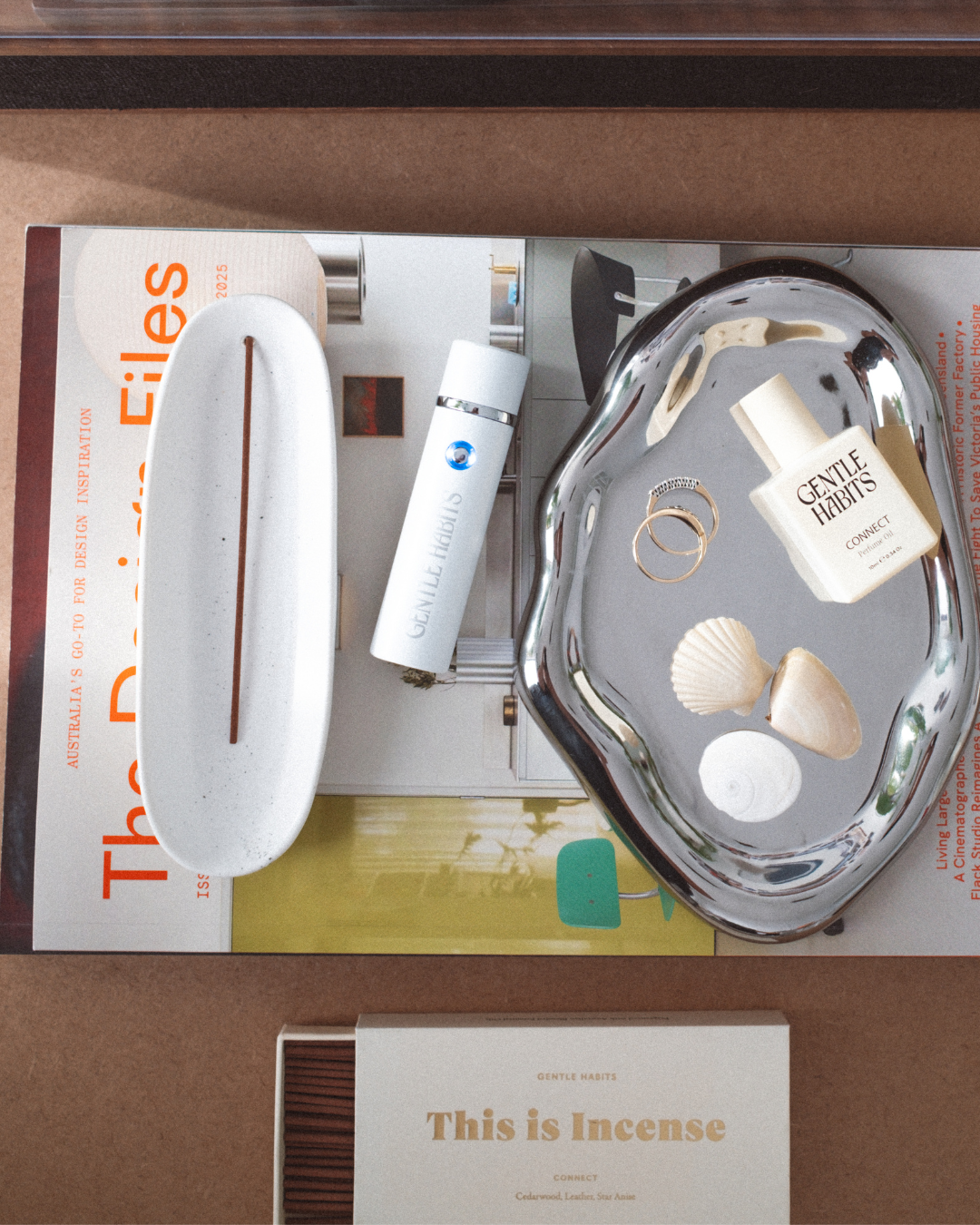 Gentle Habits - The Collector Ceramic Holder - White