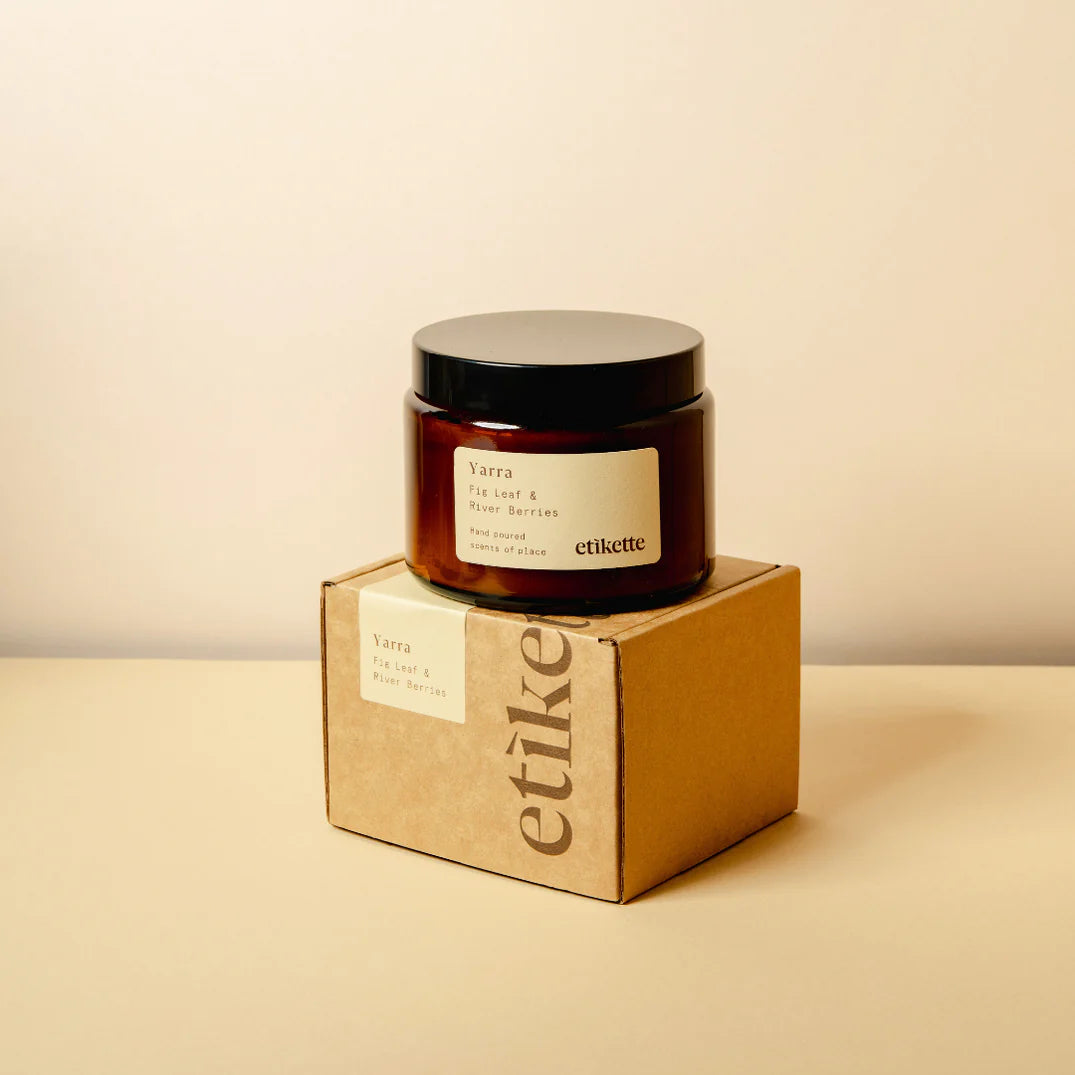 Etikette Candle - Yarra in Fig Leaf & River Berries